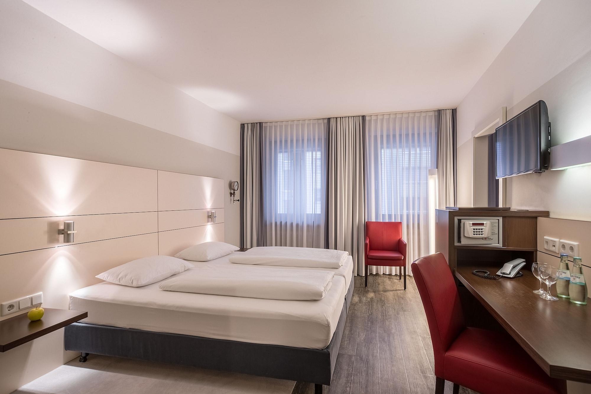 Ferrotel Duisburg - Partner Of Sorat Hotels Exteriör bild