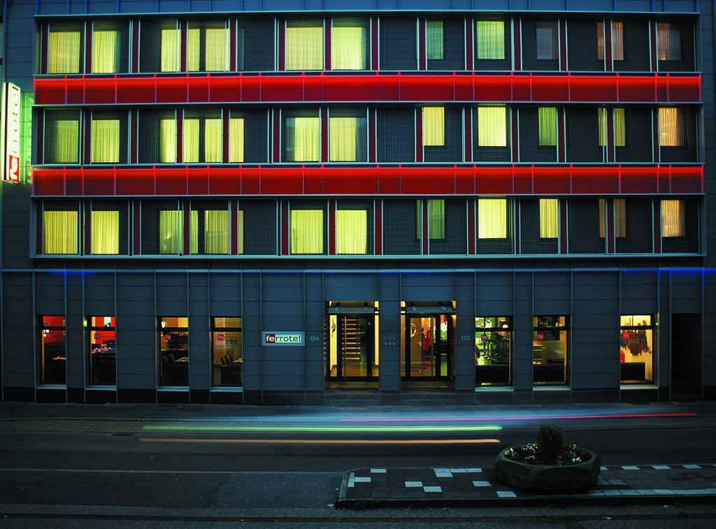 Ferrotel Duisburg - Partner Of Sorat Hotels Exteriör bild