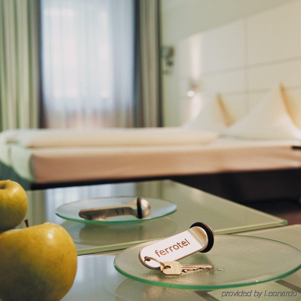 Ferrotel Duisburg - Partner Of Sorat Hotels Exteriör bild