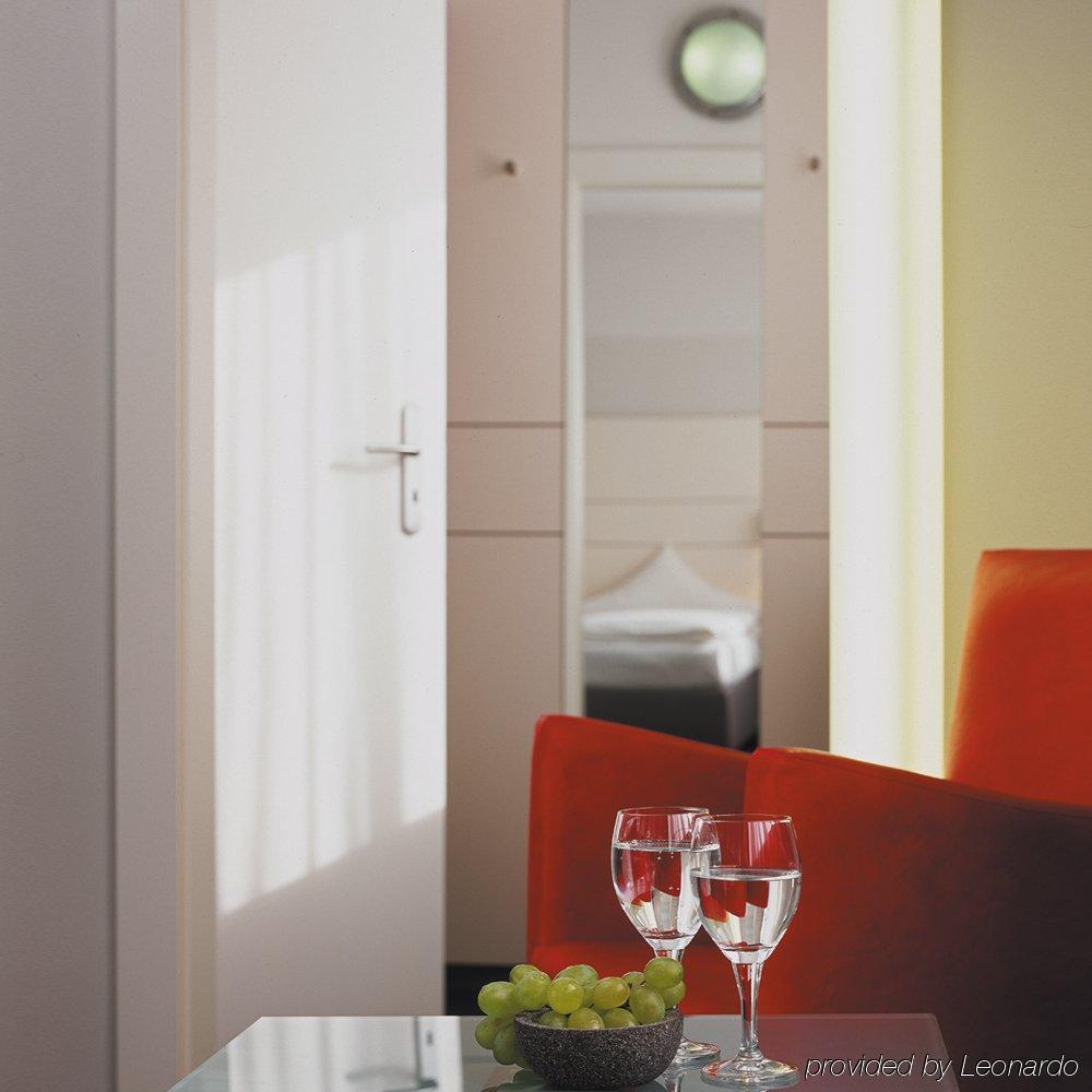 Ferrotel Duisburg - Partner Of Sorat Hotels Exteriör bild